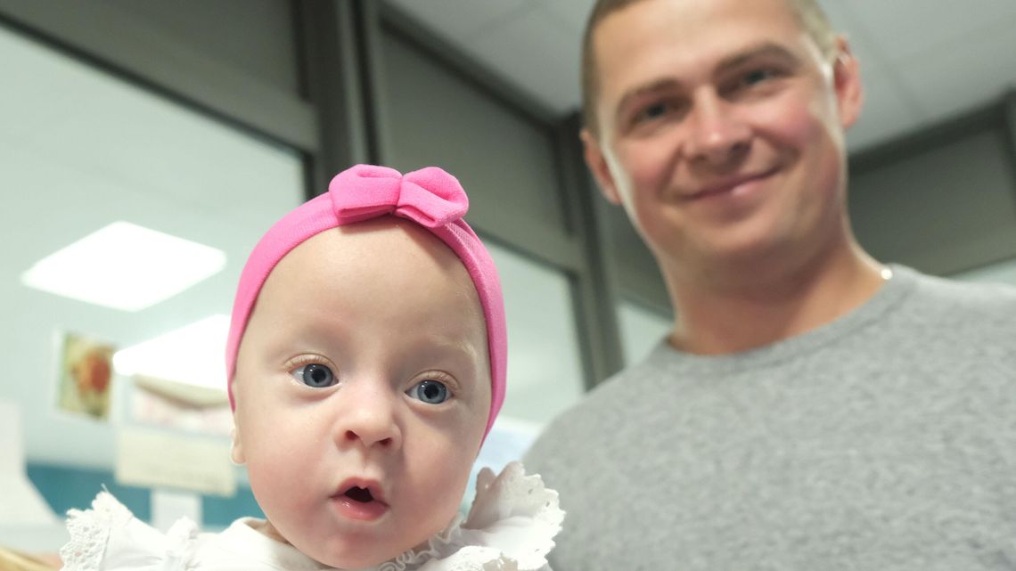 Ojcowie przy cesarskim cięciu. Tak jest w lubelskim szpitalu Ojcowie przy cesarskim cięciu. Tak jest w lubelskim szpitalu