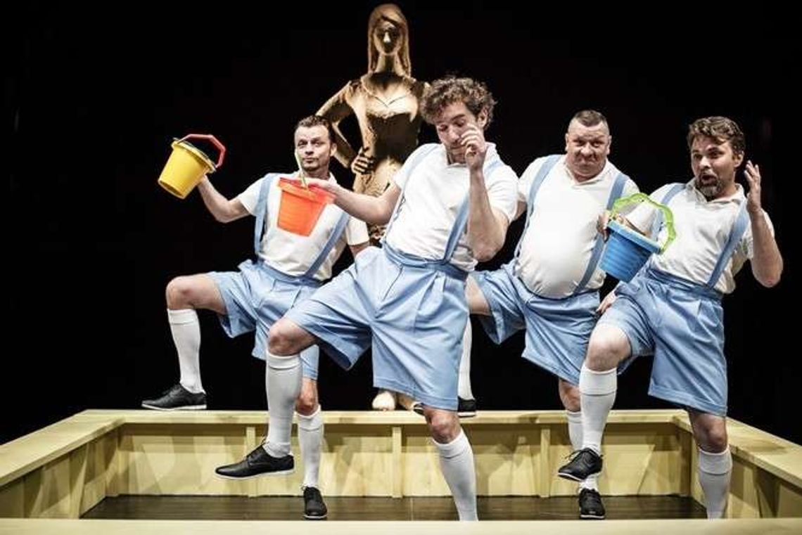 Ojcowie w piaskownicy. "Tata ma kota" na wirydarzu CK