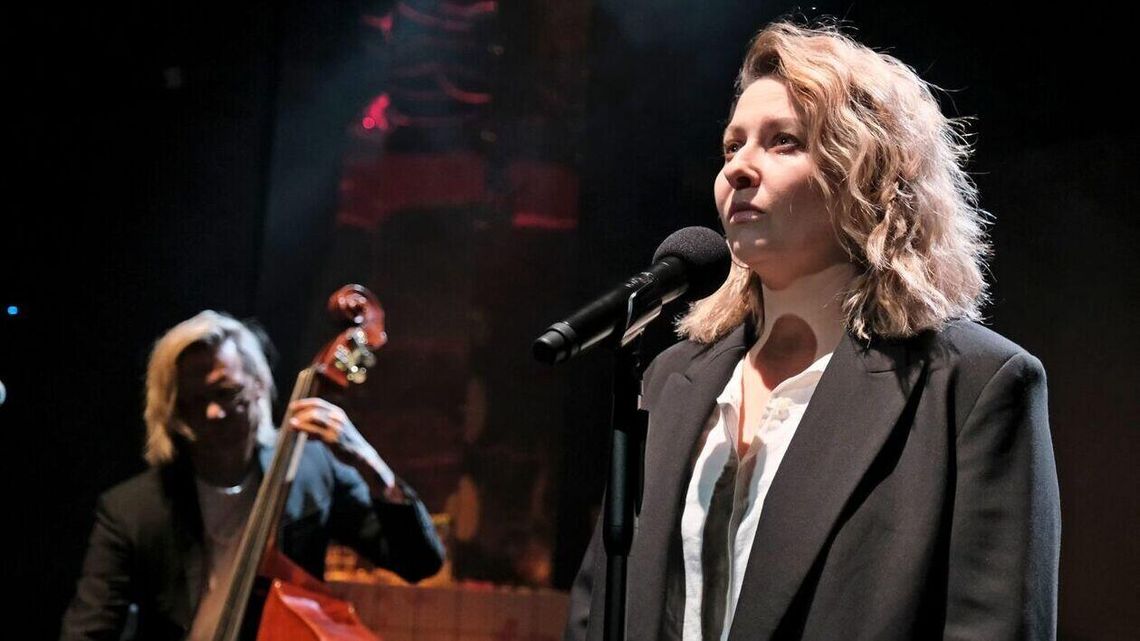 „OK.NO (The window)” – dwa światy w jednym spektaklu : muzyka i teatr  