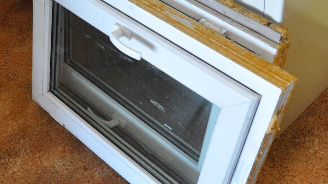 Okna nagle zniknęły z posesji – sprawcy grozi więzienie Okna nagle zniknęły z posesji – sprawcy grozi więzienie