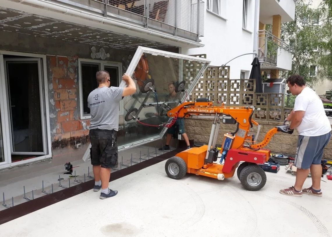 Okna PCV. Na co zwrócić uwagę przy wyborze lokalnego producenta?