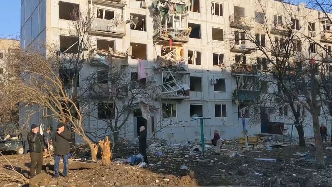 Okolice Charkowa. Ostrzał zniszczył budynek mieszkalny Okolice Charkowa. Ostrzał zniszczył budynek mieszkalny