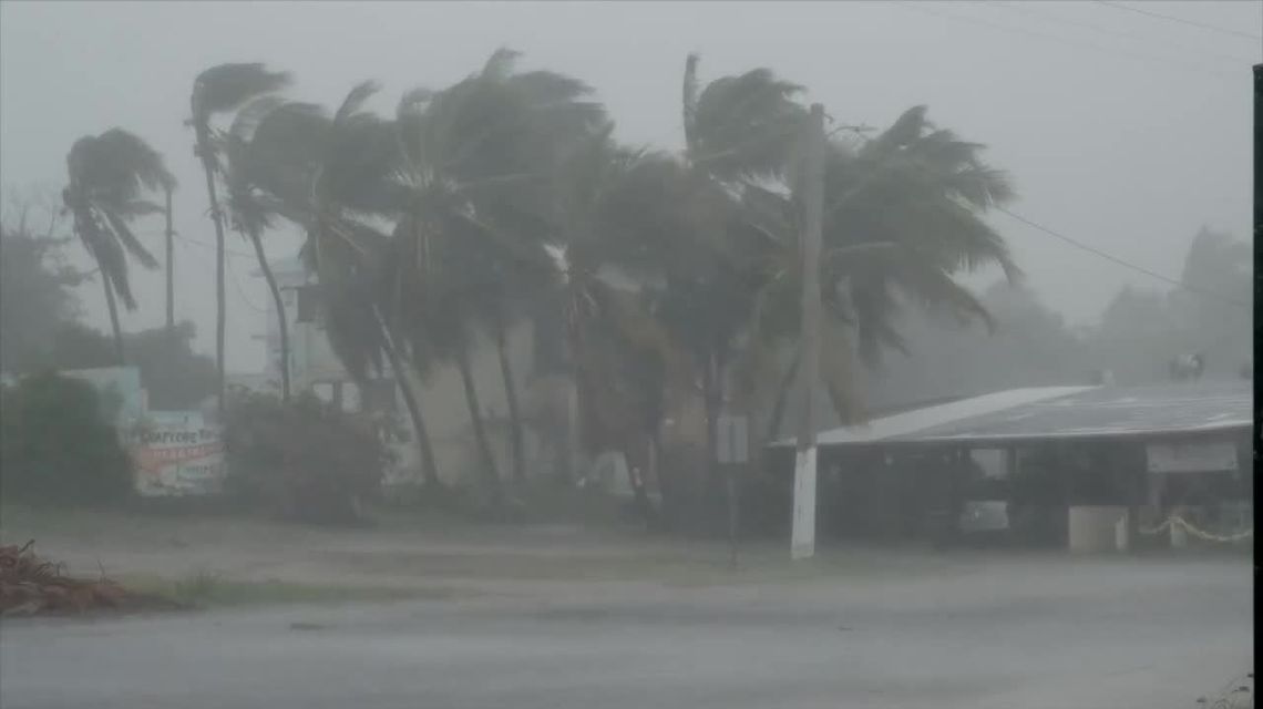 Około 200 tys. osób zostało bez prądu po przejściu burzy tropikalnej przez Portoryko
