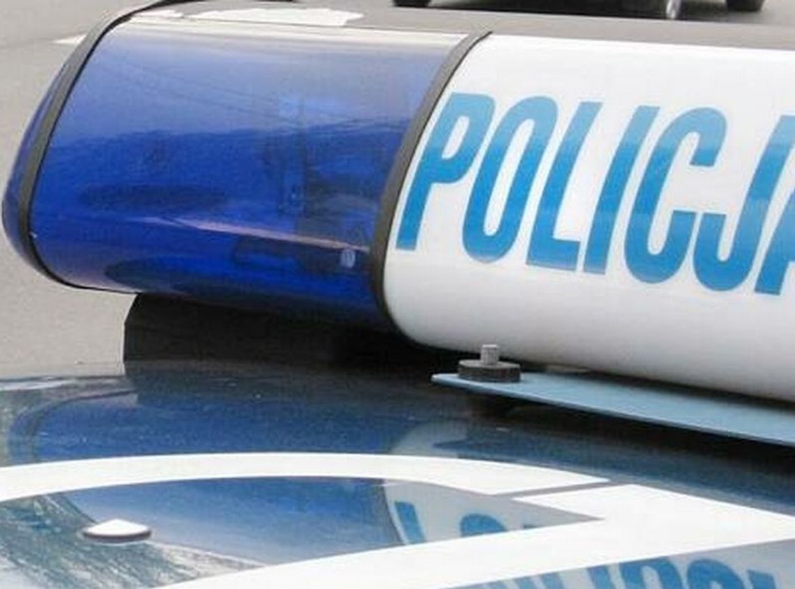 Okradł samochód, gdy właściciel zmieniał koło