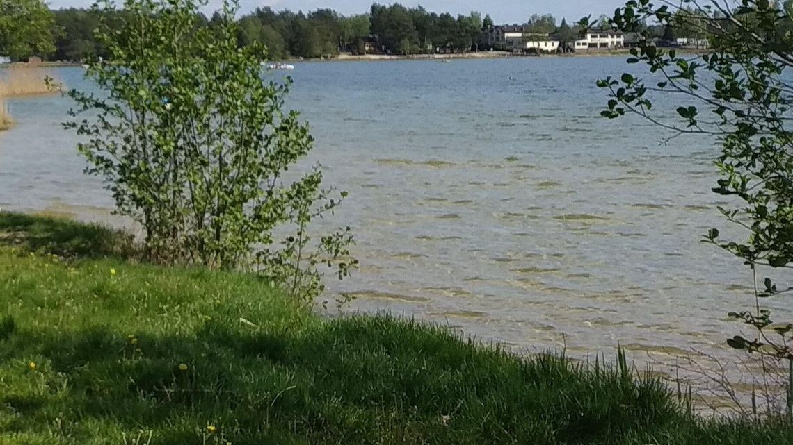 Okuninka. 19-latek utknął w błocie po imprezie. Szukali go do świtu