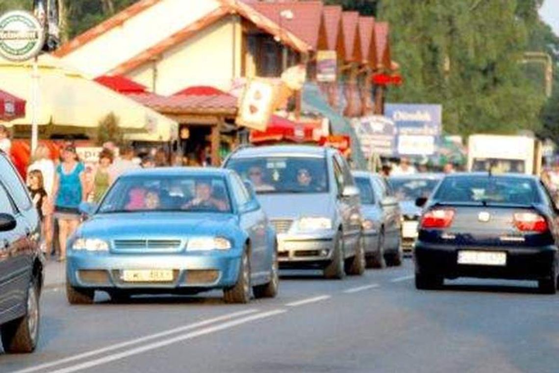 Okuninka. Będą opłaty za parkowanie nad jeziorem Białym