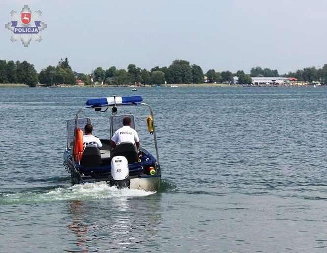 Okuninka: Zasnął na środku jeziora Okuninka: Zasnął na środku jeziora