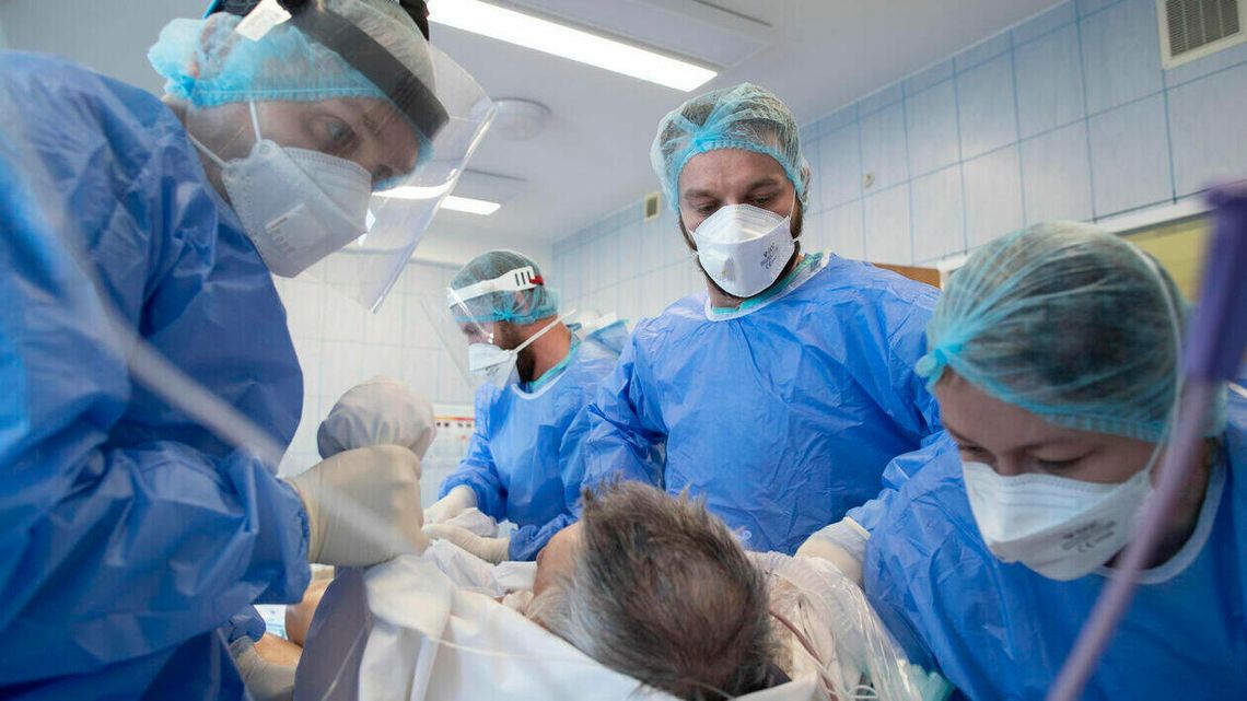 Olbrzymi skok liczby nowych chorych. W Lubelskiem zmarły 93 osoby