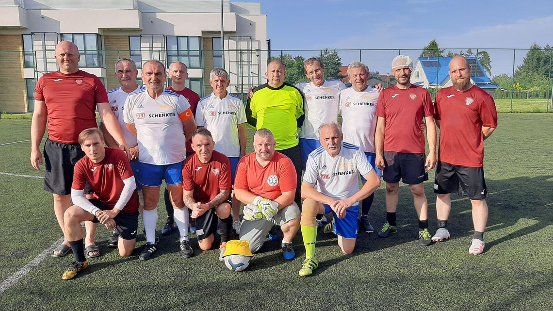 Oldboje zagrali Turniej Papieski w Niedrzwicy Dużej. Triumfował KS Niedrzwica Oldboje zagrali Turniej Papieski w Niedrzwicy Dużej. Triumfował KS Niedrzwica
