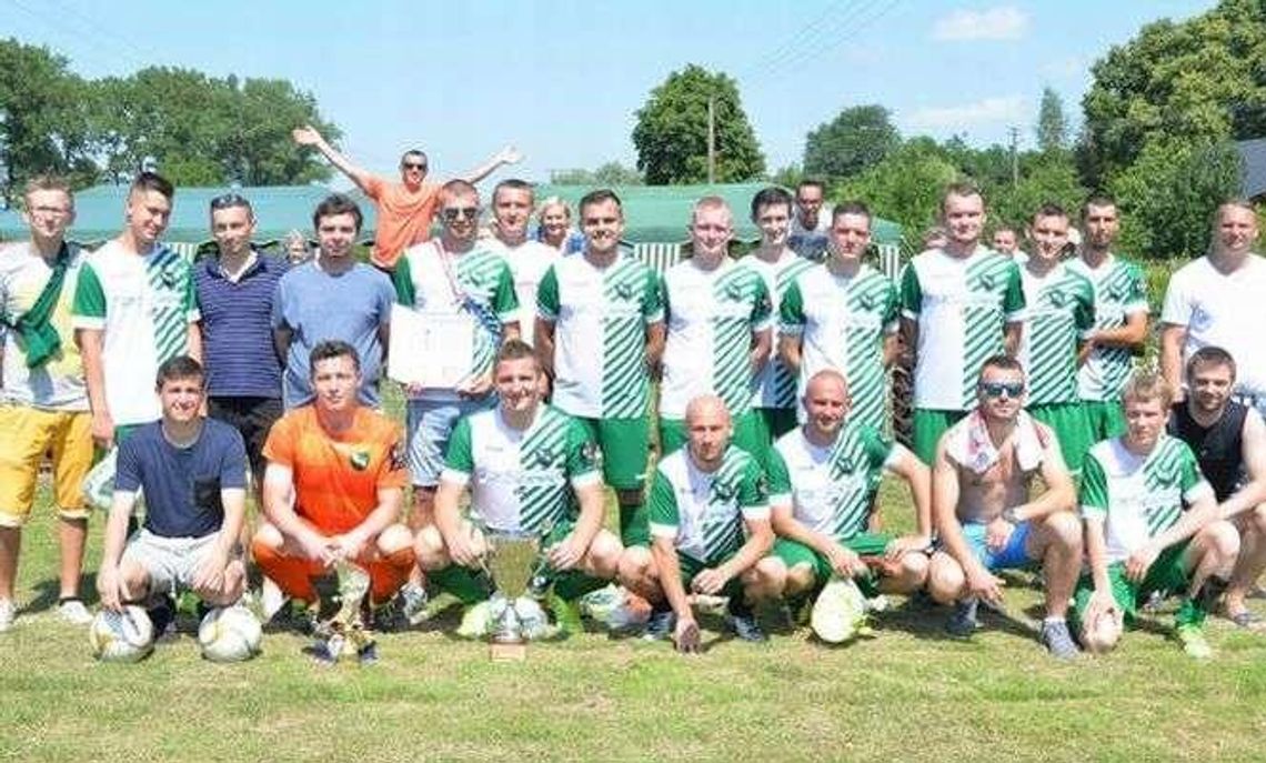 Oleśnia Oleśniki z pucharem