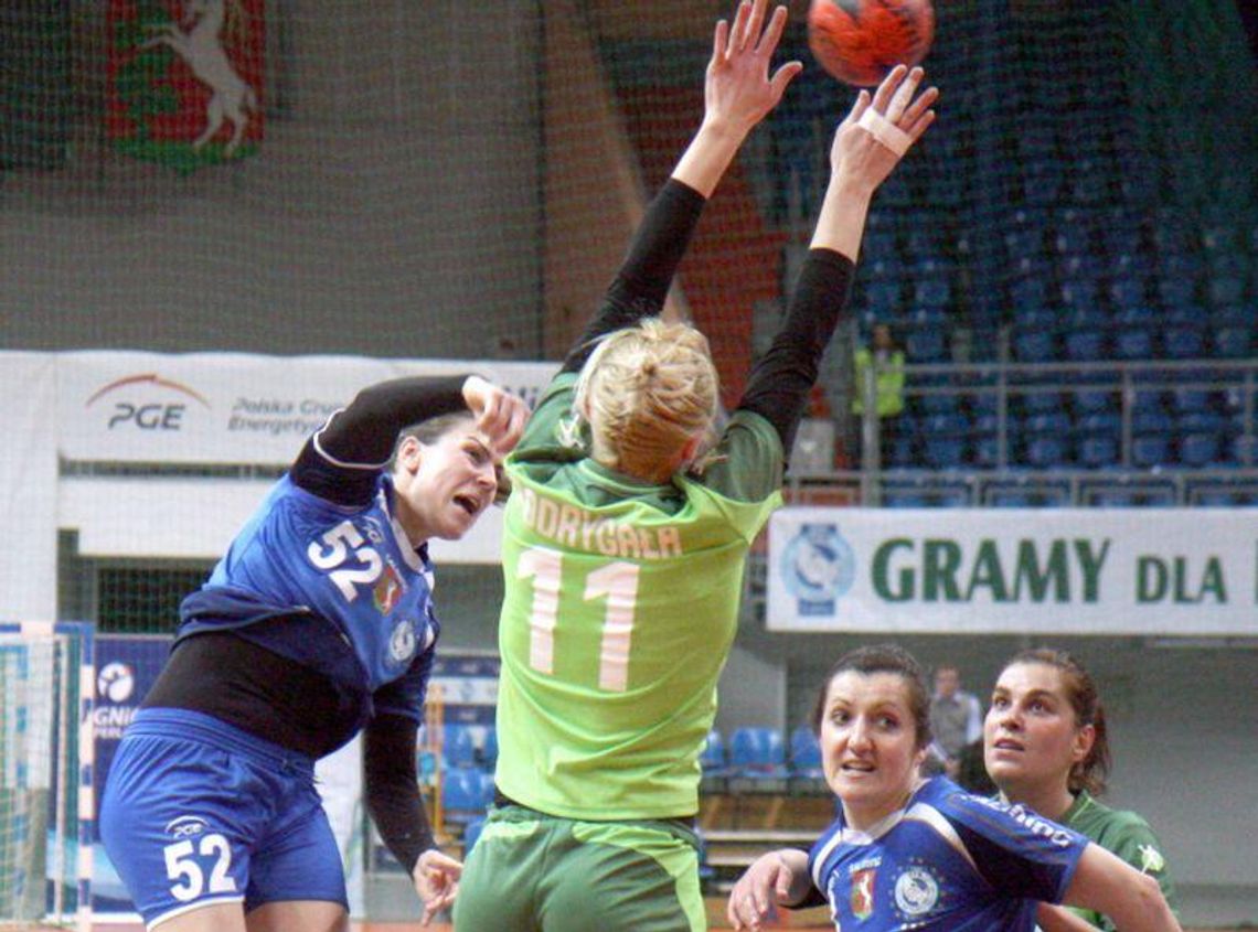 Olimpia-Beskid Nowy Sącz – SPR Lublin 25:30. Awansowały do półfinału