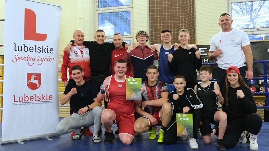 Oni fotkę z medalistką igrzysk już mają, choć w 2023 roku olimpijskie podium było dla niej odległym marzeniem