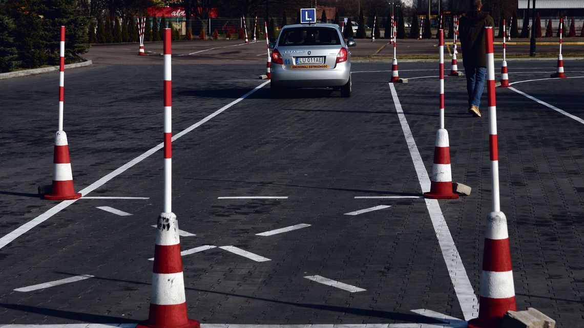 Oni najlepiej szkolą na prawo jazdy w WORD Lublin. TOP 10 OSK na kategorię B i TOP 15 na kategorię C