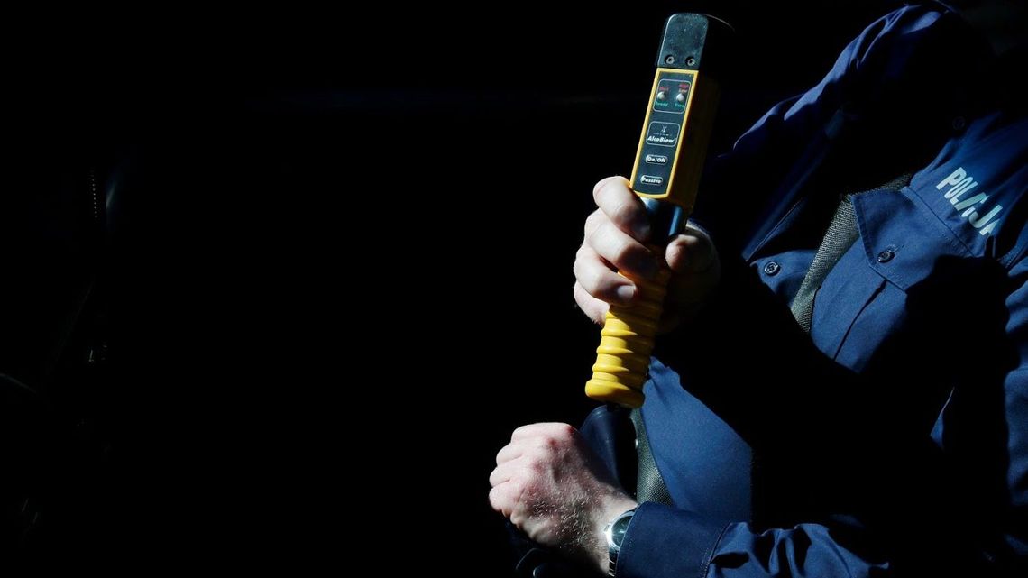 Opel jechał wężykiem. Mieszkaniec Lublina postanowił sprawdzić dlaczego Opel jechał wężykiem. Mieszkaniec Lublina postanowił sprawdzić dlaczego