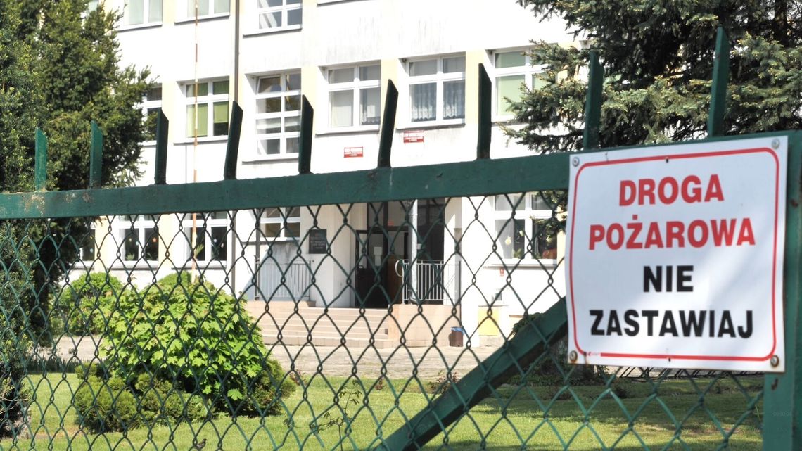 Opinia kuratora decydująca dla liceum mundurowego w Dubience. W sprawie były "zasadnicze różnice zdań"