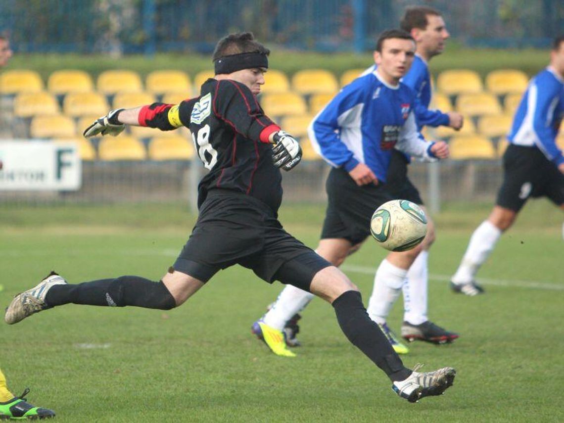 Opolanin – Huczwa 2:2 , Lutnia - Orion 0:2, Ruch - Roztocze 1:2 Opolanin – Huczwa 2:2 , Lutnia - Orion 0:2, Ruch - Roztocze 1:2