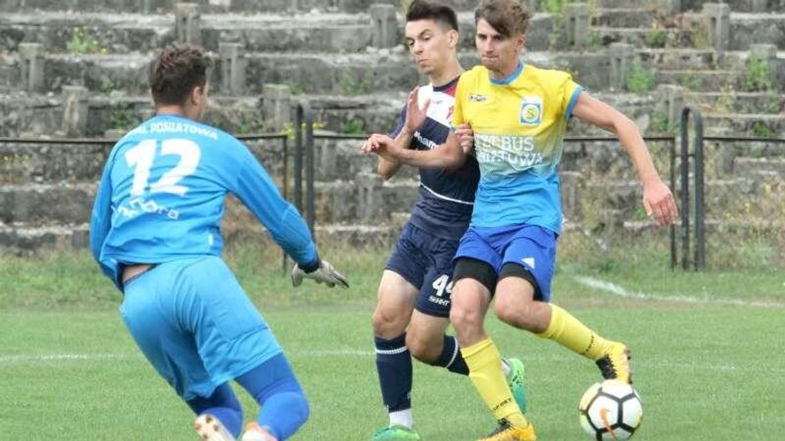 Opolanin Opole Lubelskie – Stal Poniatowa 4:0. Jeszcze czekają na formę