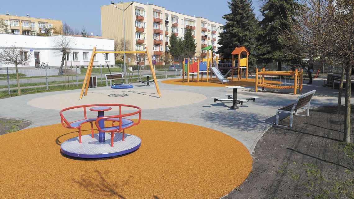 Opole Lubelskie: Był stary plac zabaw, będzie Otwarta Strefa Aktywności
