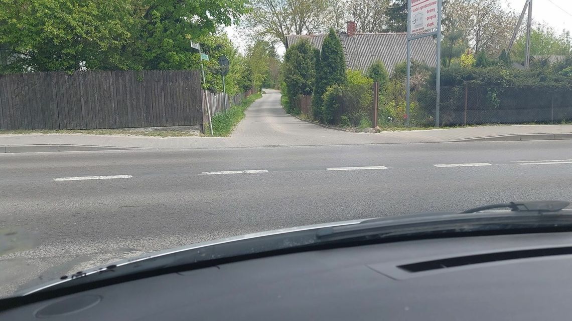 Opole Lubelskie. Mieszkańcy chcą znaku drogowego, ale władza chce "położyć policjanta"