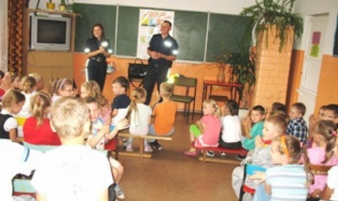 Opole Lubelskie: Policjanci w szkole