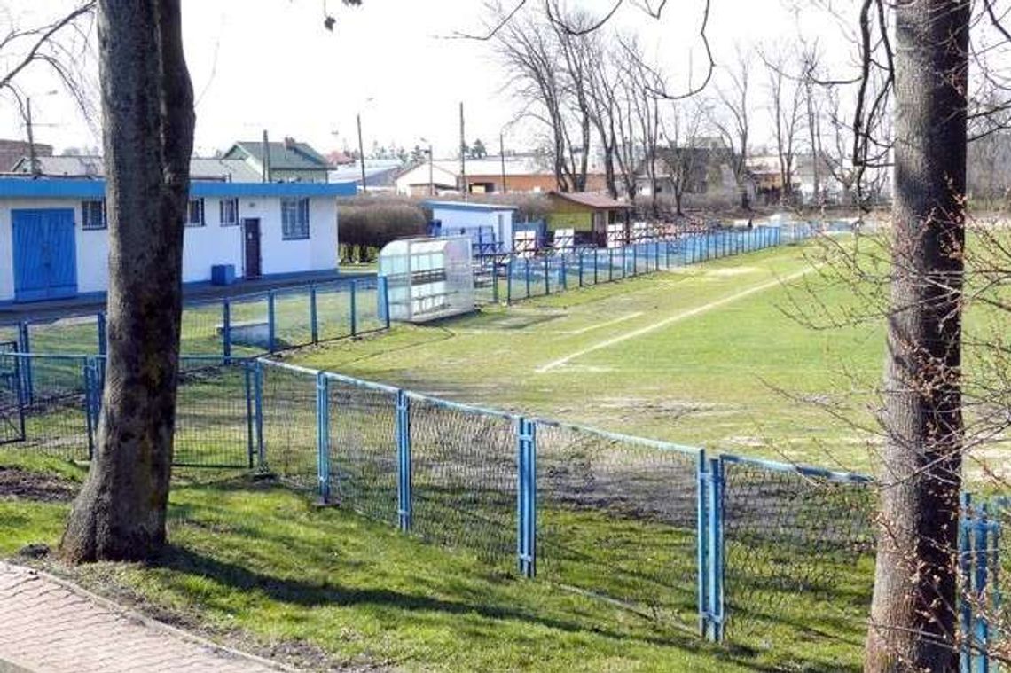 Opole Lubelskie: Stadion zmienia oblicze