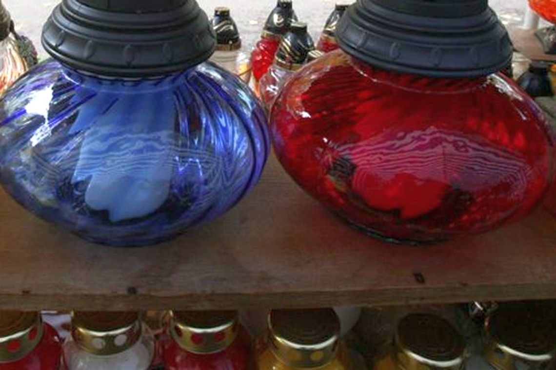 Opole Lubelskie: Ukradł 750 wkładów do zniczy