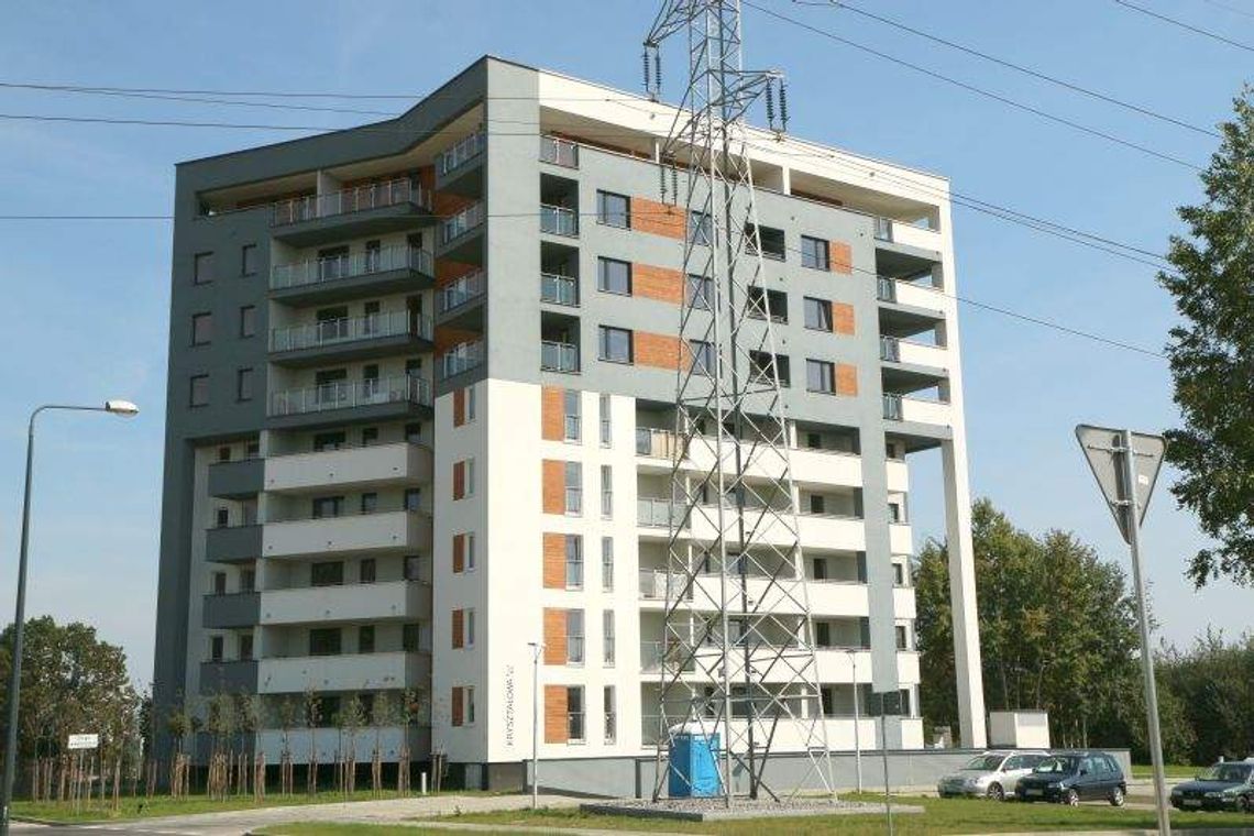 Opóźniony Sky House już na finiszu. Firma ma pozwolenie na użytkowanie Opóźniony Sky House już na finiszu. Firma ma pozwolenie na użytkowanie