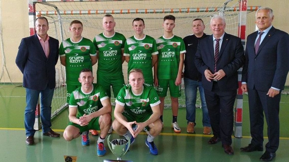 Orion Dereźnia najlepszy w XXVIII Otwartych Okręgowych Mistrzostw w Halowej Piłce Nożnej Seniorów