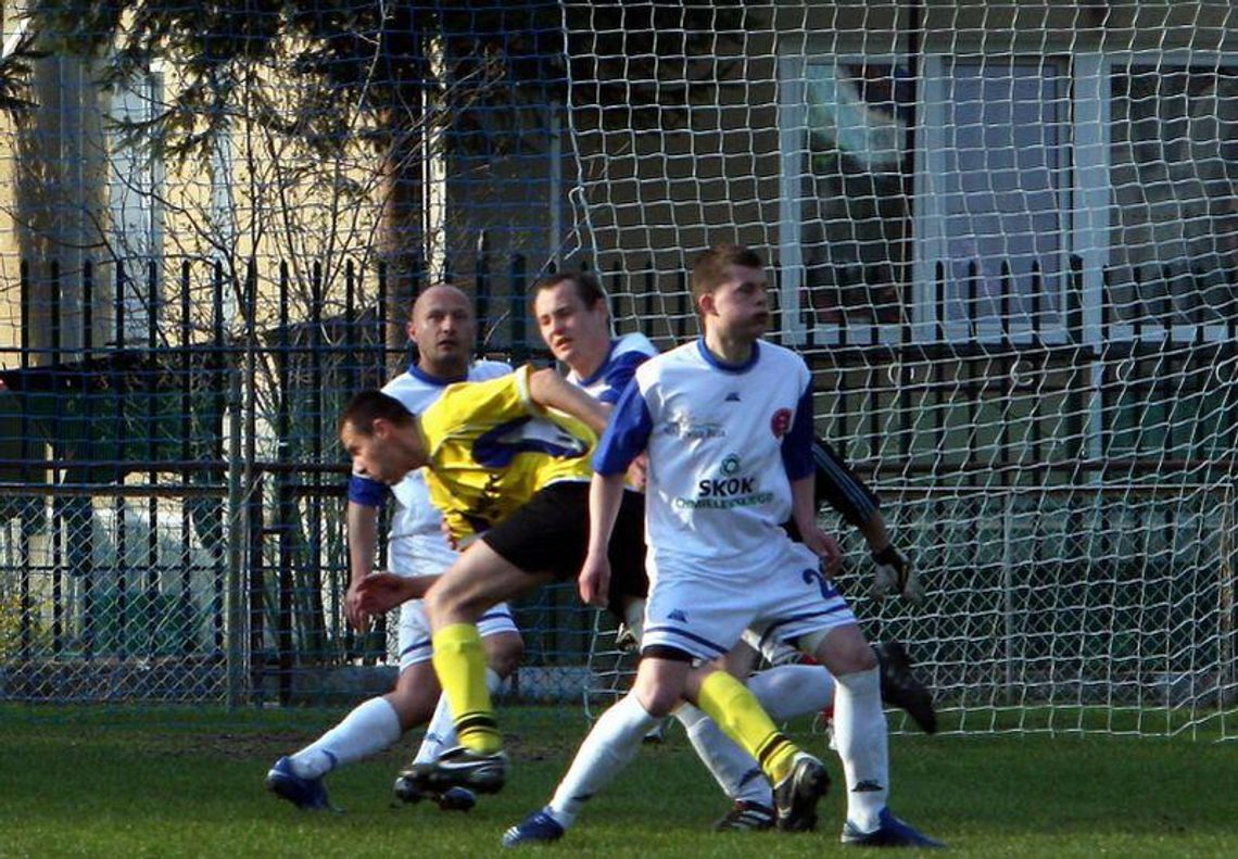 Orion Niedrzwica ma szansę na utrzymanie w IV lidze, trwa walka o podium