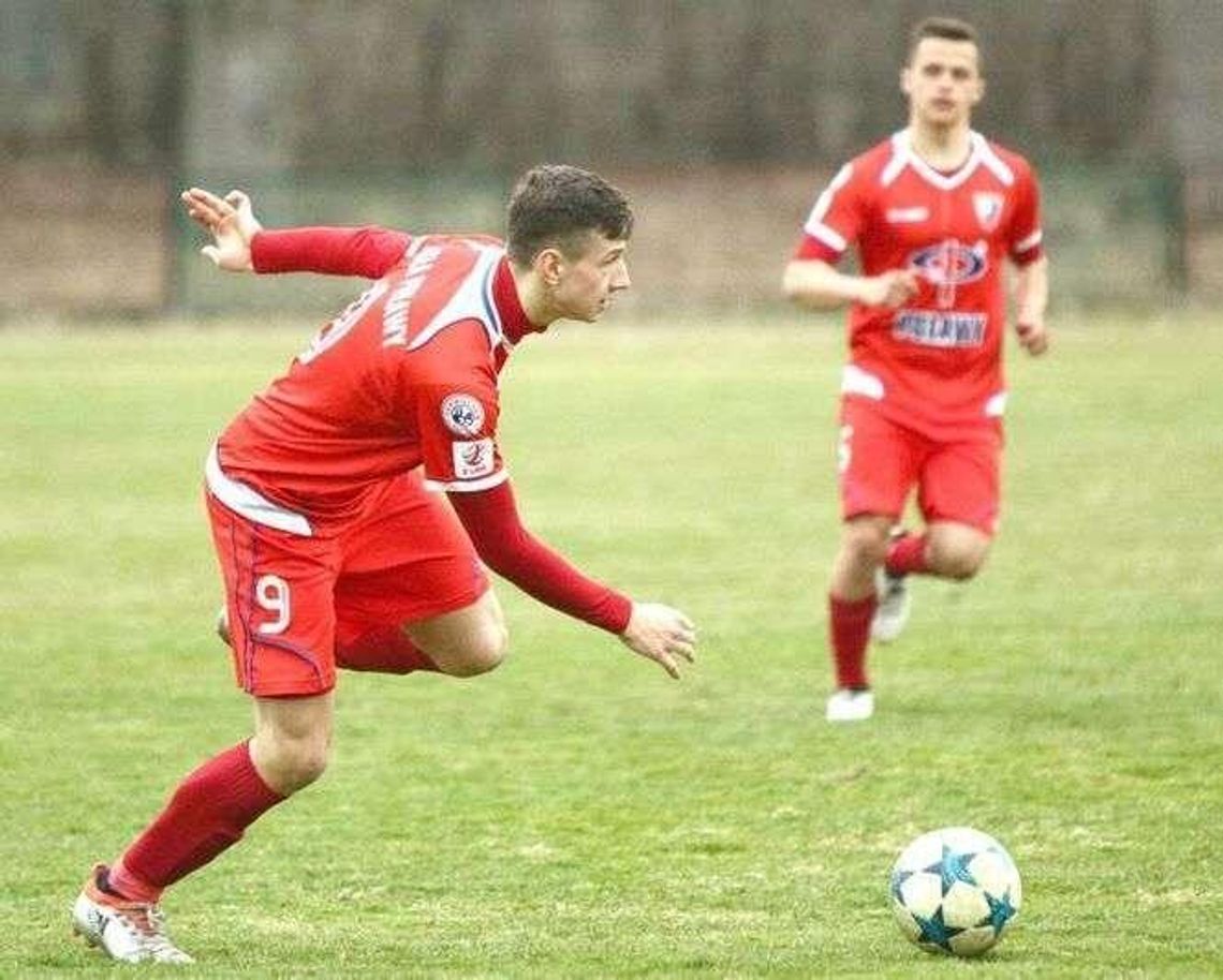 Orion Niedrzwica – Wisła II Puławy 0:4. Wieczorek patrzył z trybun