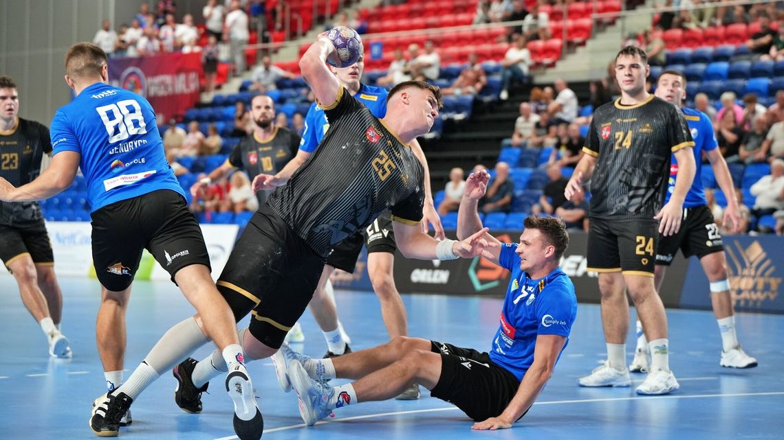 Orlen Superliga Piłkarzy Ręcznych: Azoty gorsze od COROTOP Gwardii Opole Orlen Superliga Piłkarzy Ręcznych: Azoty gorsze od COROTOP Gwardii Opole