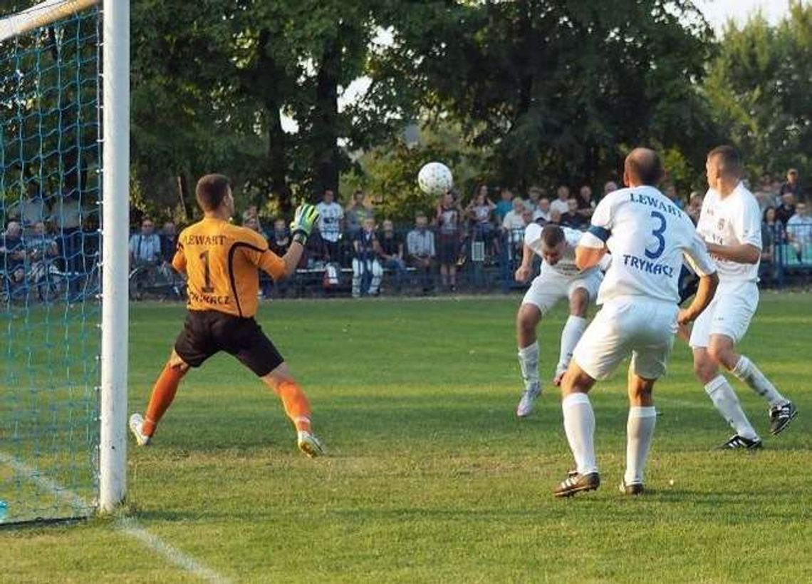 Orlęta rozbiły Hetmana 4:0, Lewart gorszy od Stali Rzeszów