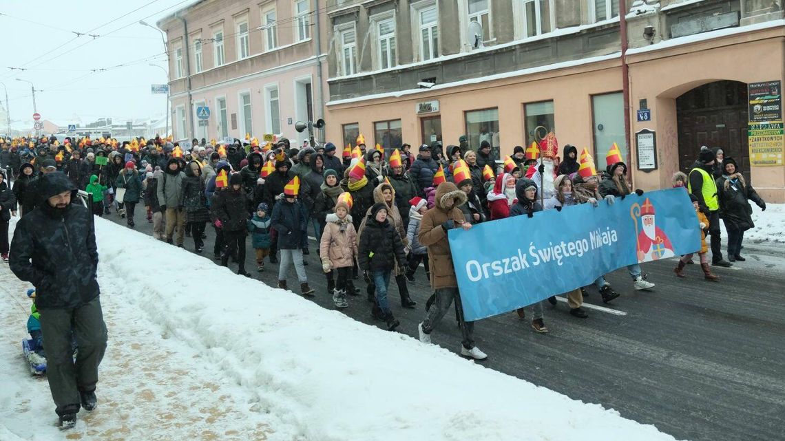 Orszak Świętego Mikołaja przeszedł ulicami Lublina. Podzielił się nie tylko radością
