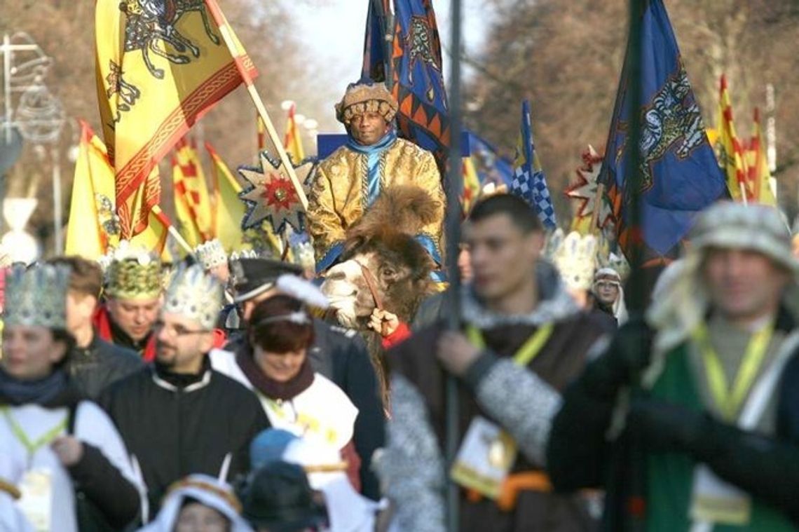 Orszak Trzech Króli. Miasta walczą o wielbłąda