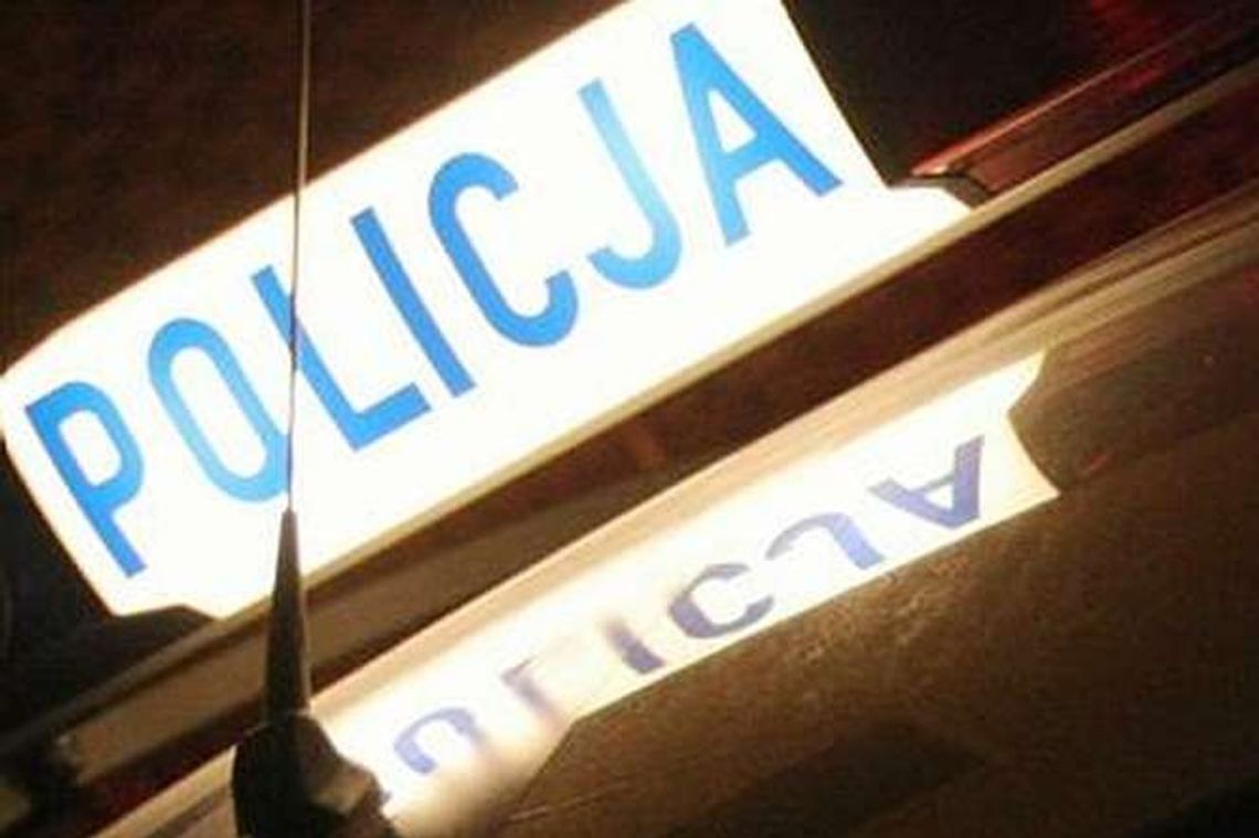 Osiem osób w audi, dwie jechały w bagażniku