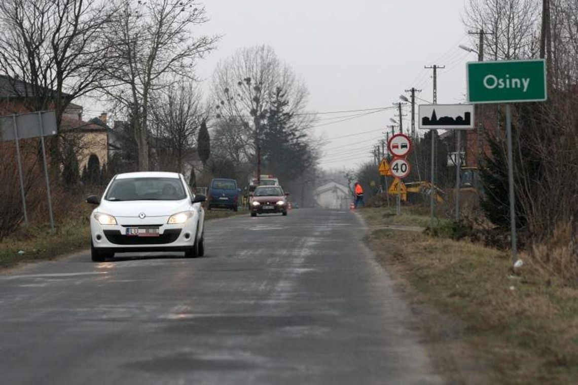 Osiny: Kontrole nie pomogły, potrzebny chodnik