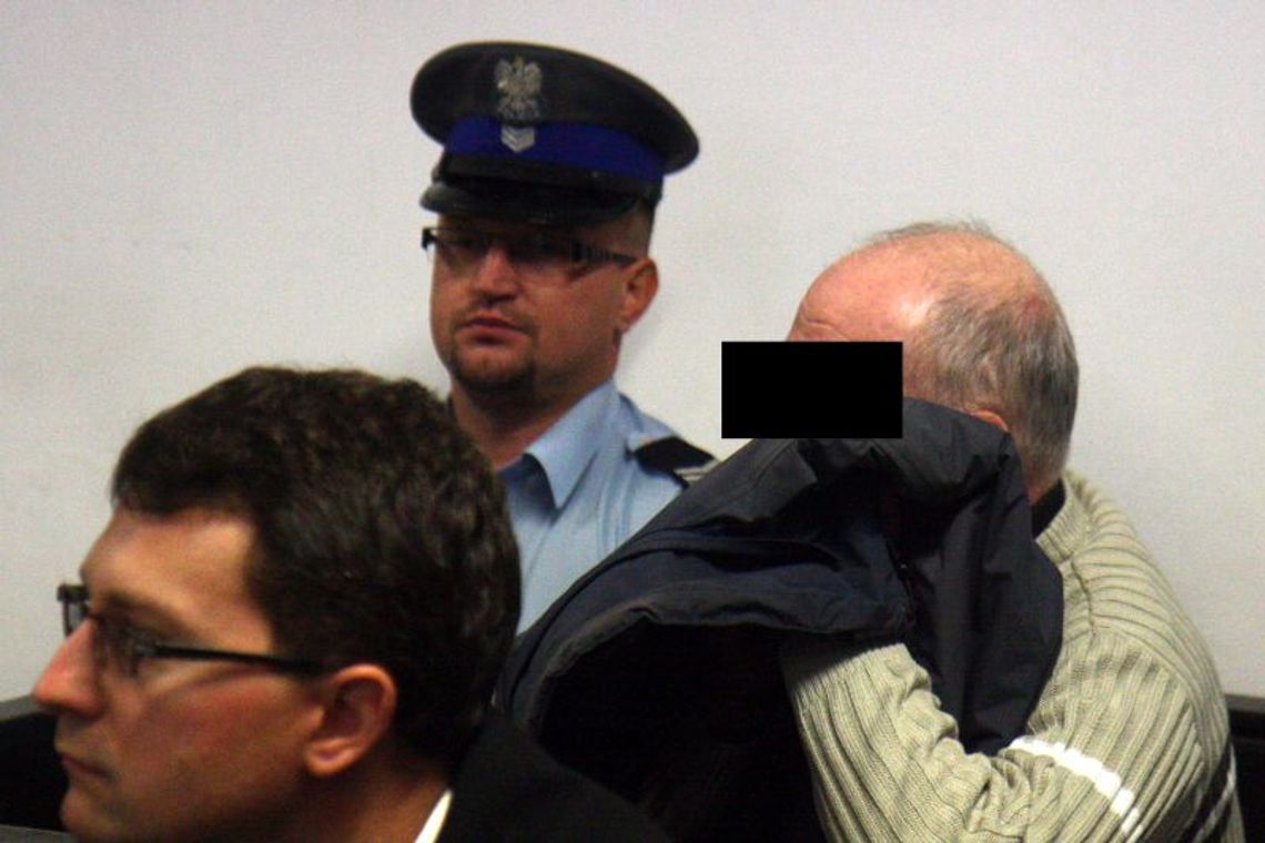 Oskarżony o zabójstwo sprzed 20 lat. Zginęli dentyści i ich opiekun. Ruszył proces