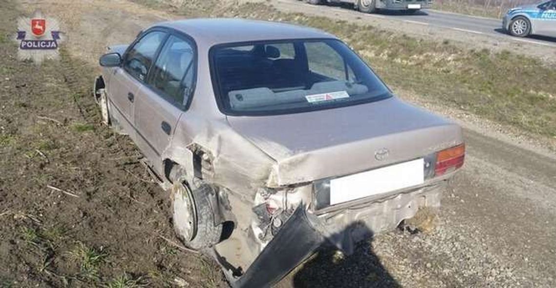 Oślepiło go słońce, wjechał do rowu. Ale i tak miał dużo szczęścia