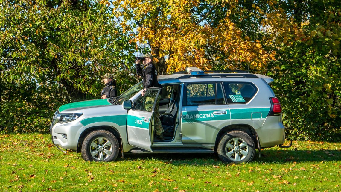 Ośmiu Afgańczyków w pontonie na Bugu. Wszyscy wrócili na Białoruś