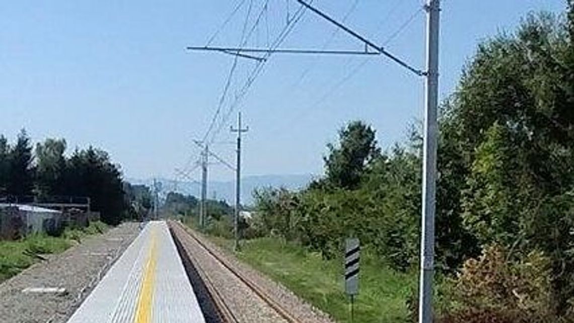 Osobowy pojedzie między Szastarką, Janowem Lubelskim i Biłgorajem. Projekt w 2026, początek budowy w 2027