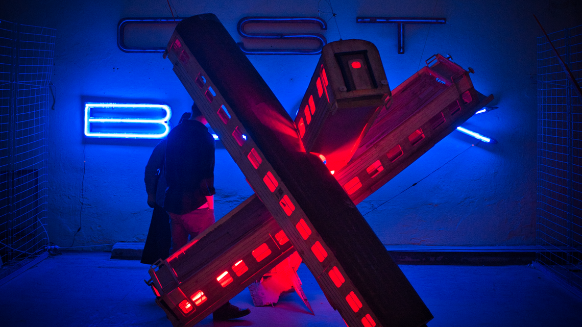 OST BLOK – Lump zabrał widzów w podróż po estetyce Wschodniego Bloku OST BLOK – Lump zabrał widzów w podróż po estetyce Wschodniego Bloku