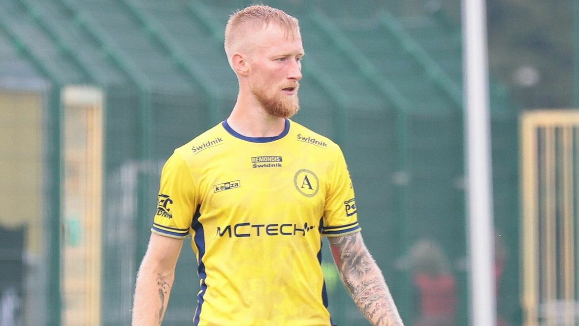 Ostatnia drużyna w tabeli zabrała Avii Świdnik wszystkie punkty. „Sędzia się nie popisał”