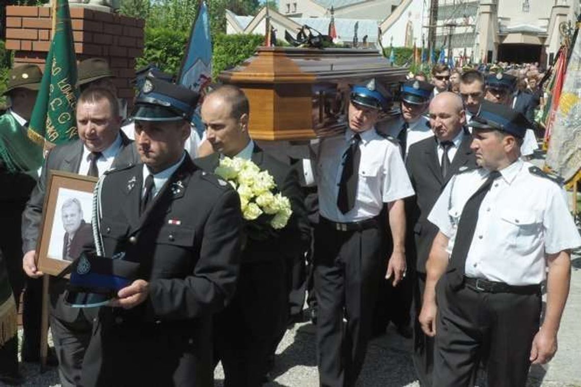 Ostatnie pożegnanie wicemarszałka Artura Walaska. "Będziemy czerpali z twoich wzorców"