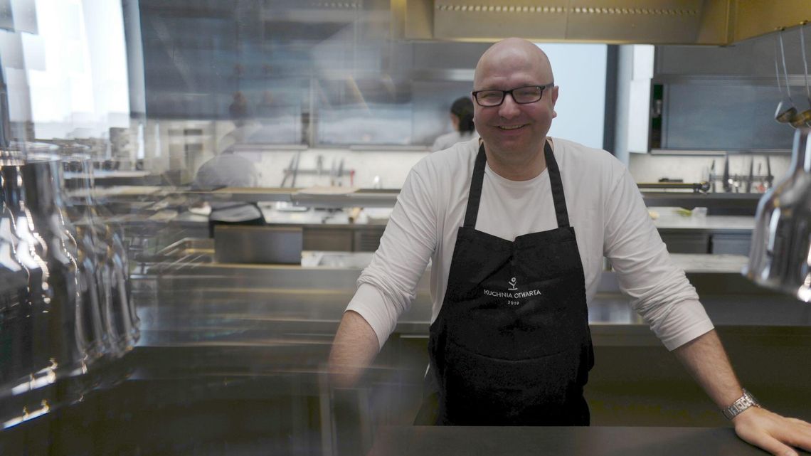 Ostatnio dania przygotowywał tu Amaro. "Gotujemy na oczach ludzi. Nie mamy nic do ukrycia"