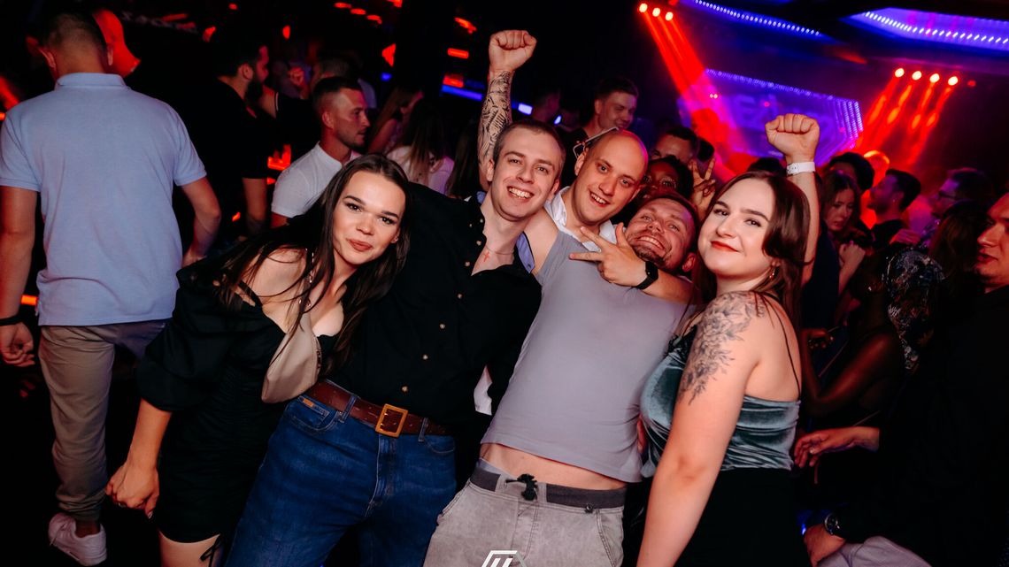 Ostra impreza w Helium