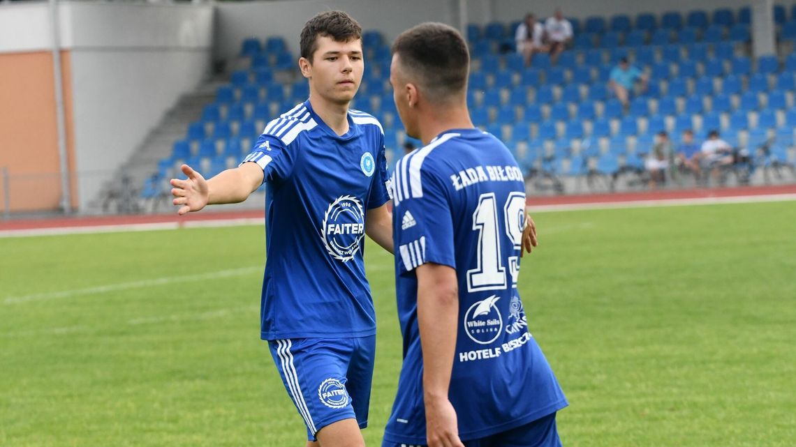 Ostre strzelanie Huczwy i Łady. Wyniki trzeciej kolejki zamojskiej klasy okręgowej Ostre strzelanie Huczwy i Łady. Wyniki trzeciej kolejki zamojskiej klasy okręgowej