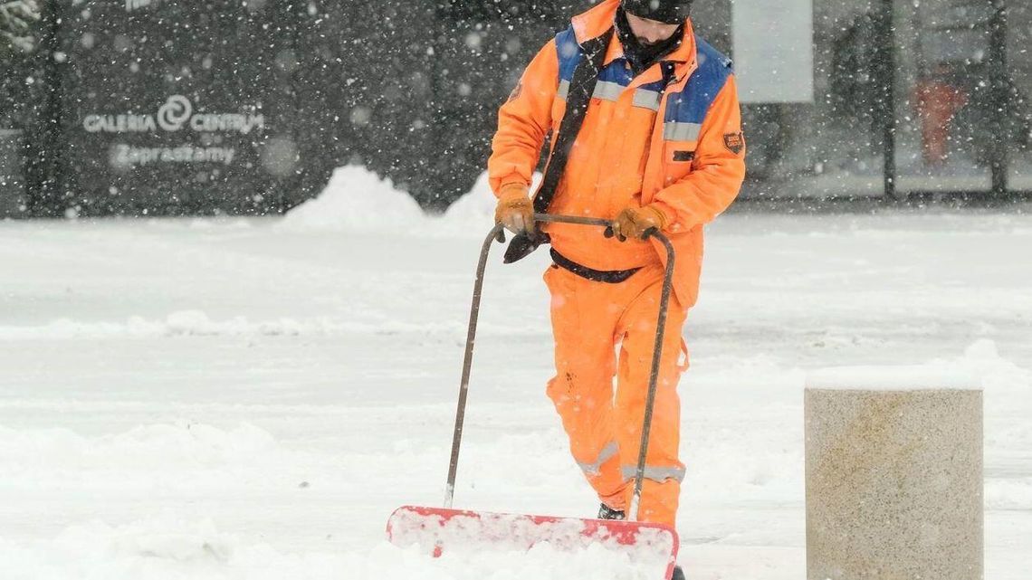 Ostrzeżenie IMGW: Spodziewane zawieje i zamiecie śnieżne Ostrzeżenie IMGW: Spodziewane zawieje i zamiecie śnieżne