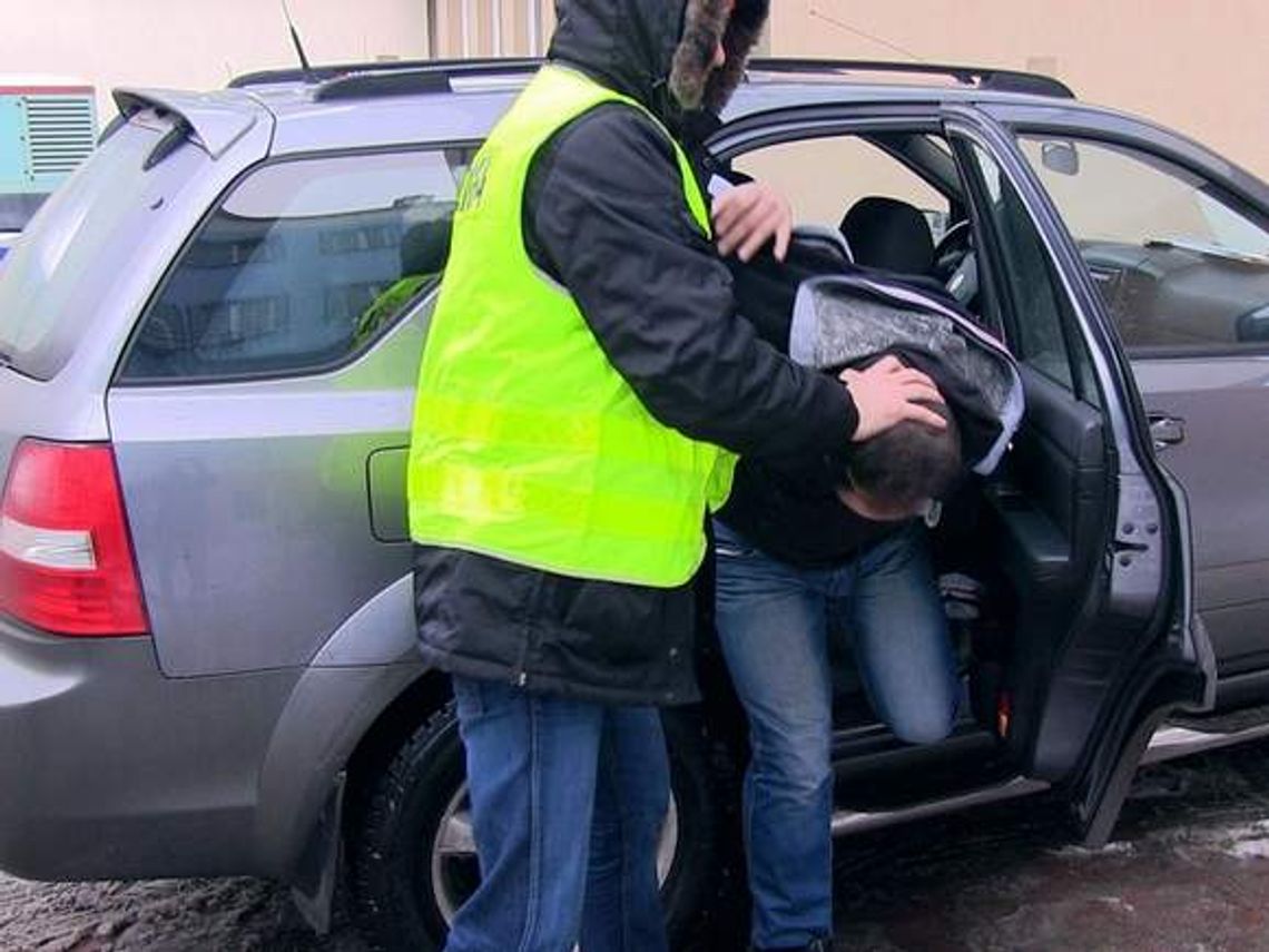 Oszukali na internetowych aukcjach. Wpadli w ręce policji