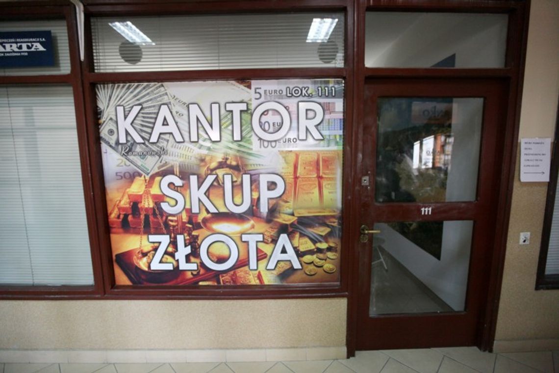 Oszuści stworzyli fałszywy kantor, żeby ukraść 200 tys. zł (zdjęcia)