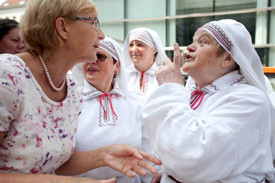 Otwarcie Euro 2012 bez pań z Jarzębiny (zdjęcia)